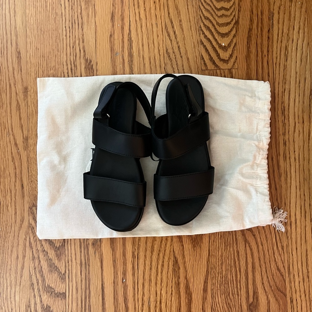 Nisolo Go-To Flatform Sandal